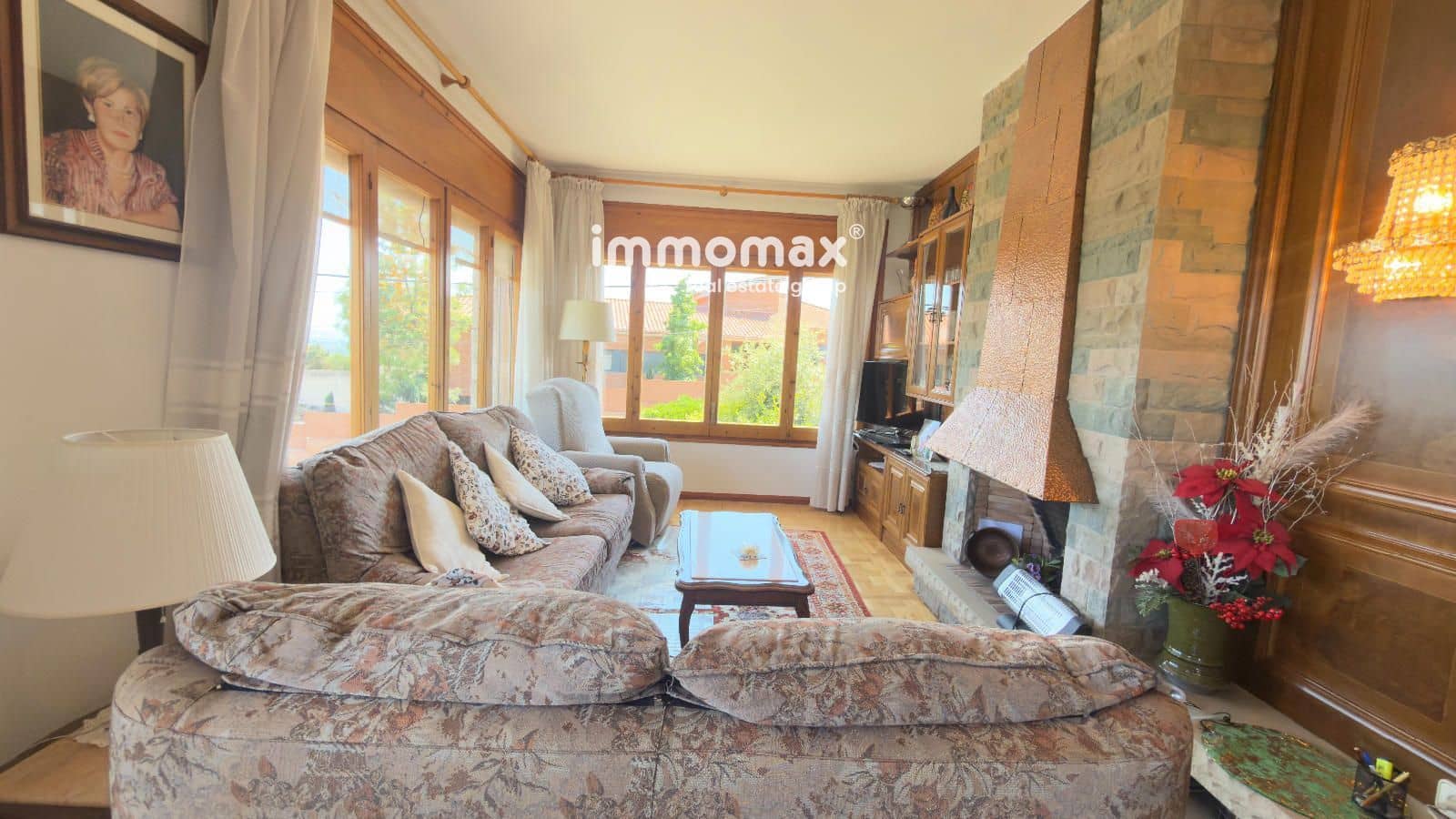 5 chambre Villa/Maison à vendre à Santa Eulalia de Roncana avec garage - 549 000 € (Ref: 9858651)