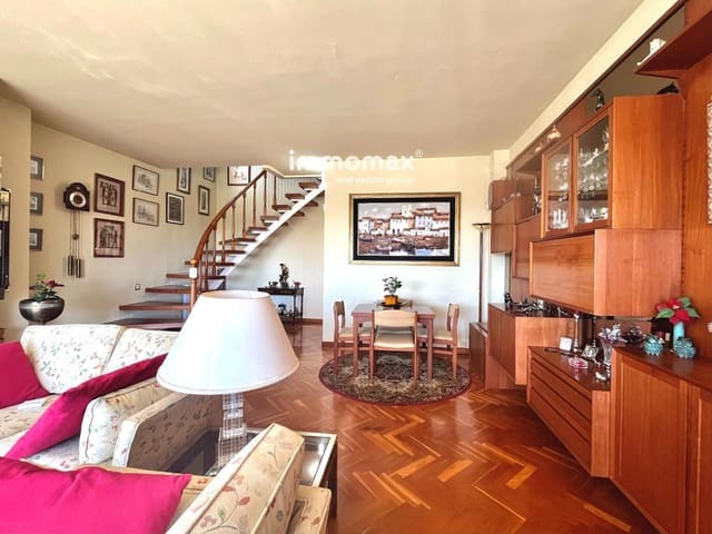 Chalet de 3 habitaciones en Castelldefels en venta con piscina garaje - 1.300.000 € (Ref: 9867808)
