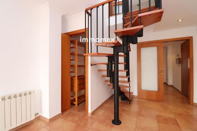 Ático de 3 habitaciones en Sant Celoni en venta - 240.000 € (Ref: 9875508)