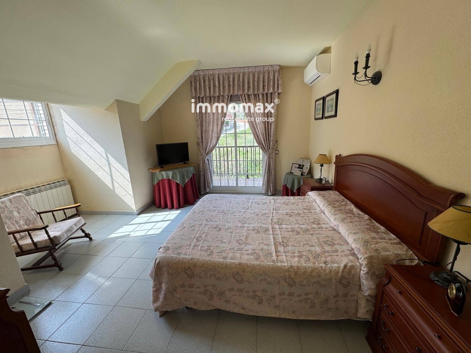 5 sovrum Villa till salu i Torrelles de Llobregat med pool garage - 805 000 € (Ref: 9889292)