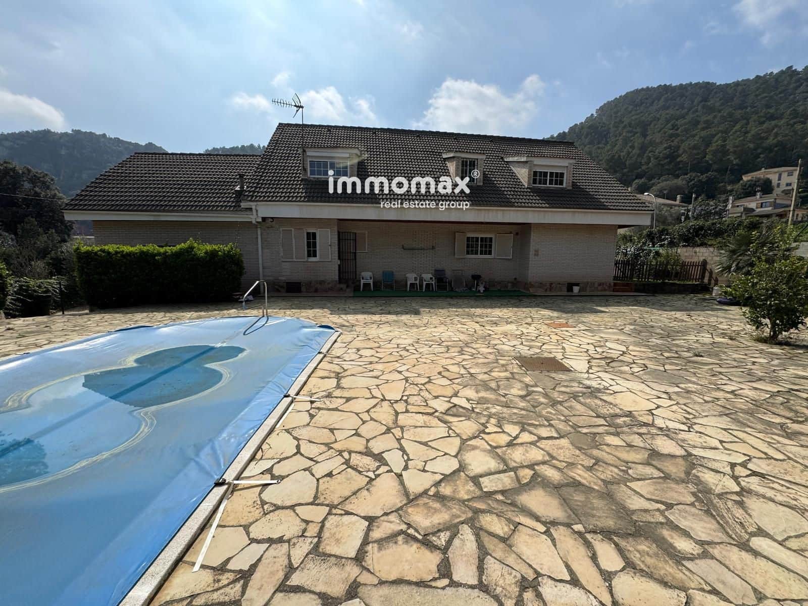 5 sovrum Villa till salu i Torrelles de Llobregat med pool garage - 805 000 € (Ref: 9889292)