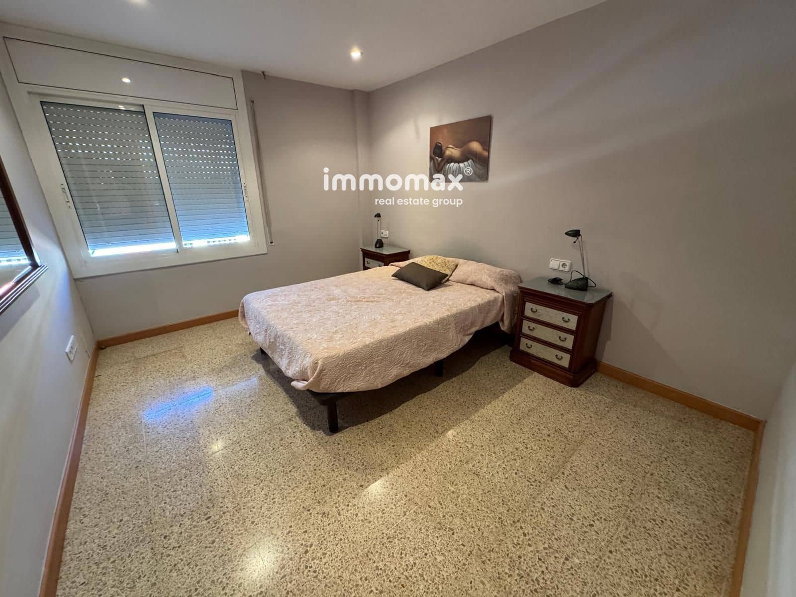 3 bedroom Flat for sale in Sant Boi de Llobregat - € 220,000 (Ref: 9897281)