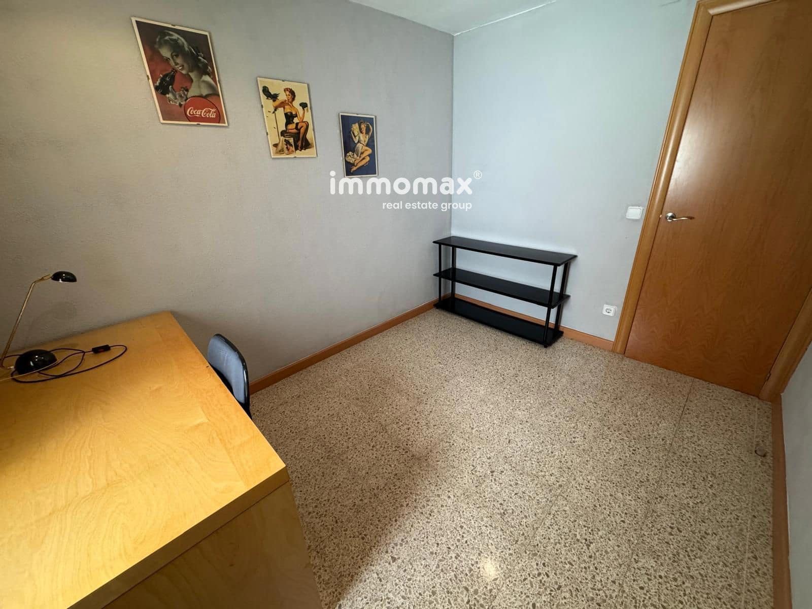3 bedroom Flat for sale in Sant Boi de Llobregat - € 220,000 (Ref: 9897281)
