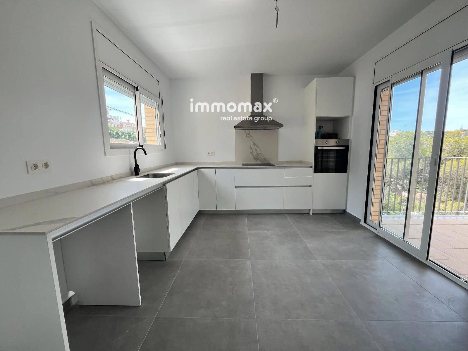 4 camera da letto Villa in vendita in Cubelles con garage - 390.000 € (Rif: 9897282)