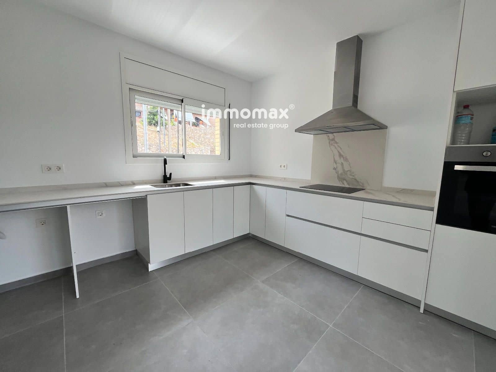 4 camera da letto Villa in vendita in Cubelles con garage - 390.000 € (Rif: 9897282)