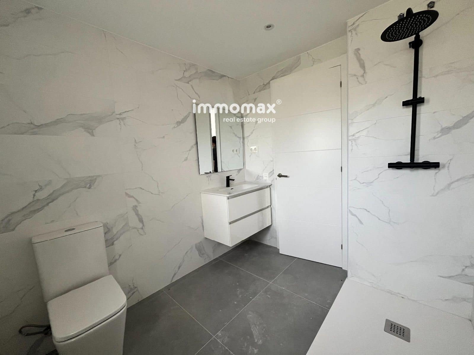4 camera da letto Villa in vendita in Cubelles con garage - 390.000 € (Rif: 9897282)