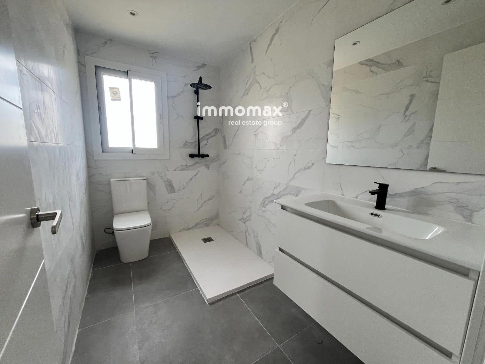 4 camera da letto Villa in vendita in Cubelles con garage - 390.000 € (Rif: 9897282)