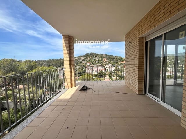 4 camera da letto Villa in vendita in Cubelles con garage - 390.000 € (Rif: 9897282)