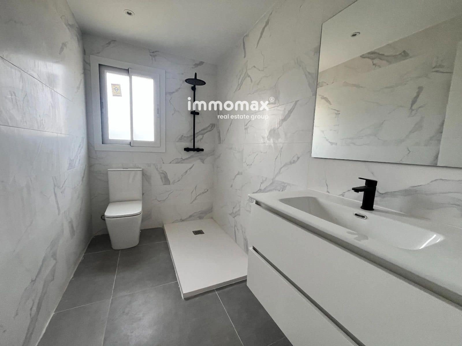 4 camera da letto Villa in vendita in Cubelles con garage - 390.000 € (Rif: 9897282)