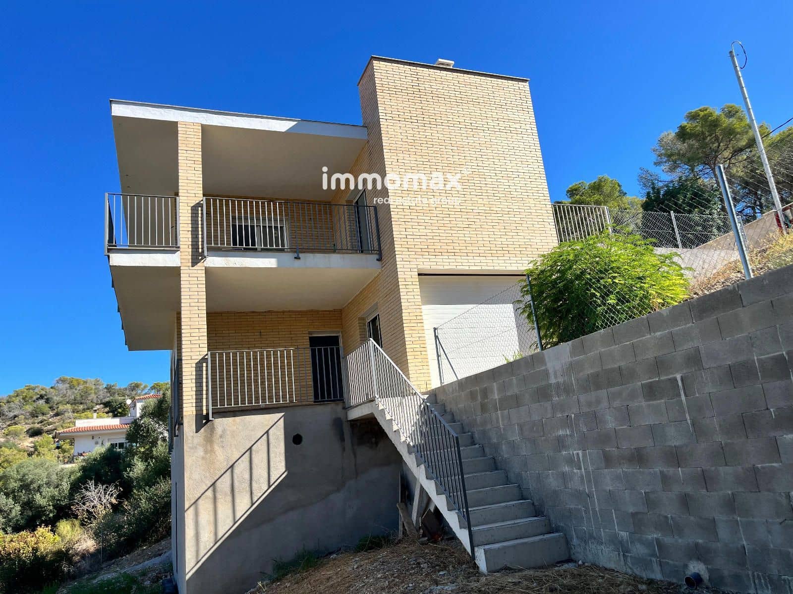 4 bedroom Villa for sale in Cubelles with garage - € 390,000 (Ref: 9897282)