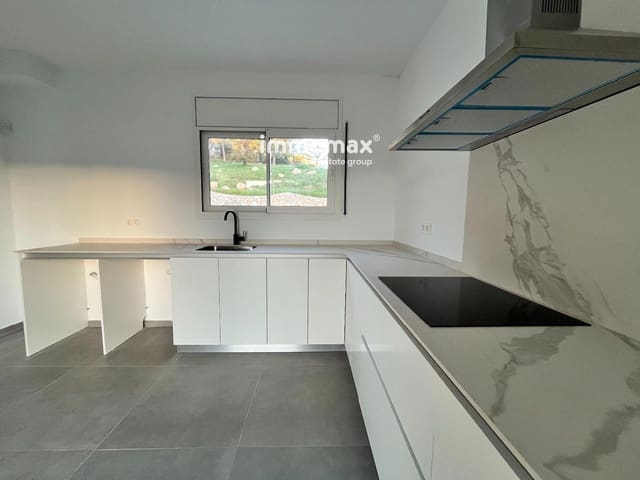 4 sypialnia Willa na sprzedaż w Cubelles z garażem - 379 000 € (Ref: 9897282)