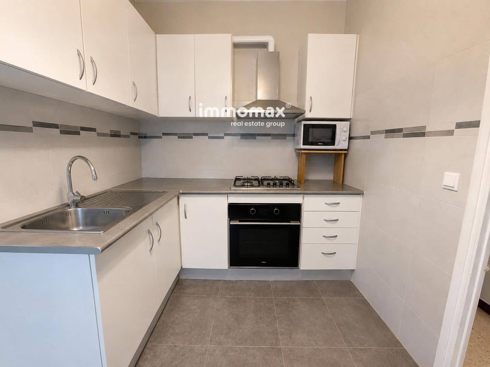 3 slaapkamer Flat te koop in Castelldefels met garage - € 345.000 (Ref: 9919002)