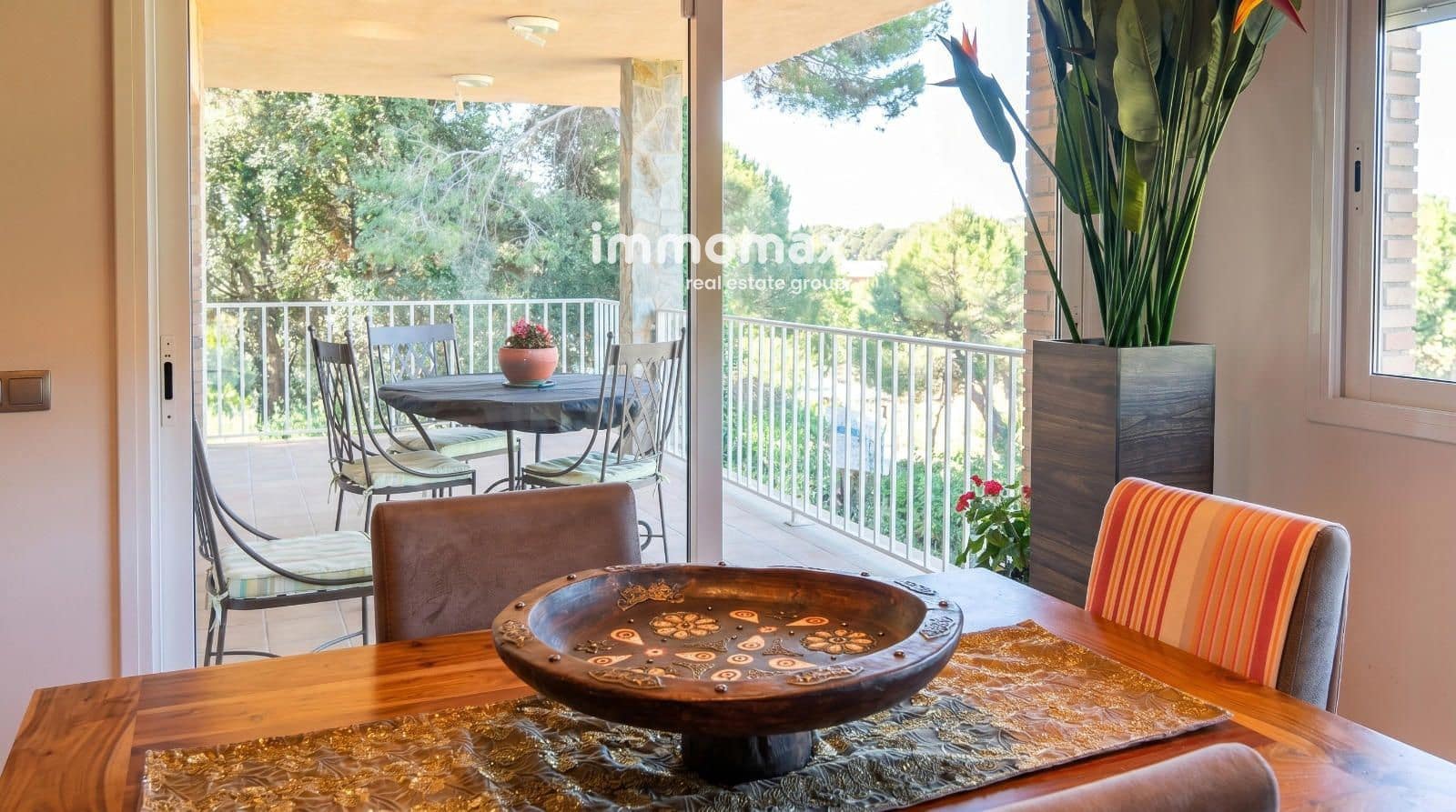 4 bedroom Villa for sale in Sabadell with garage - € 800,000 (Ref: 9919332)