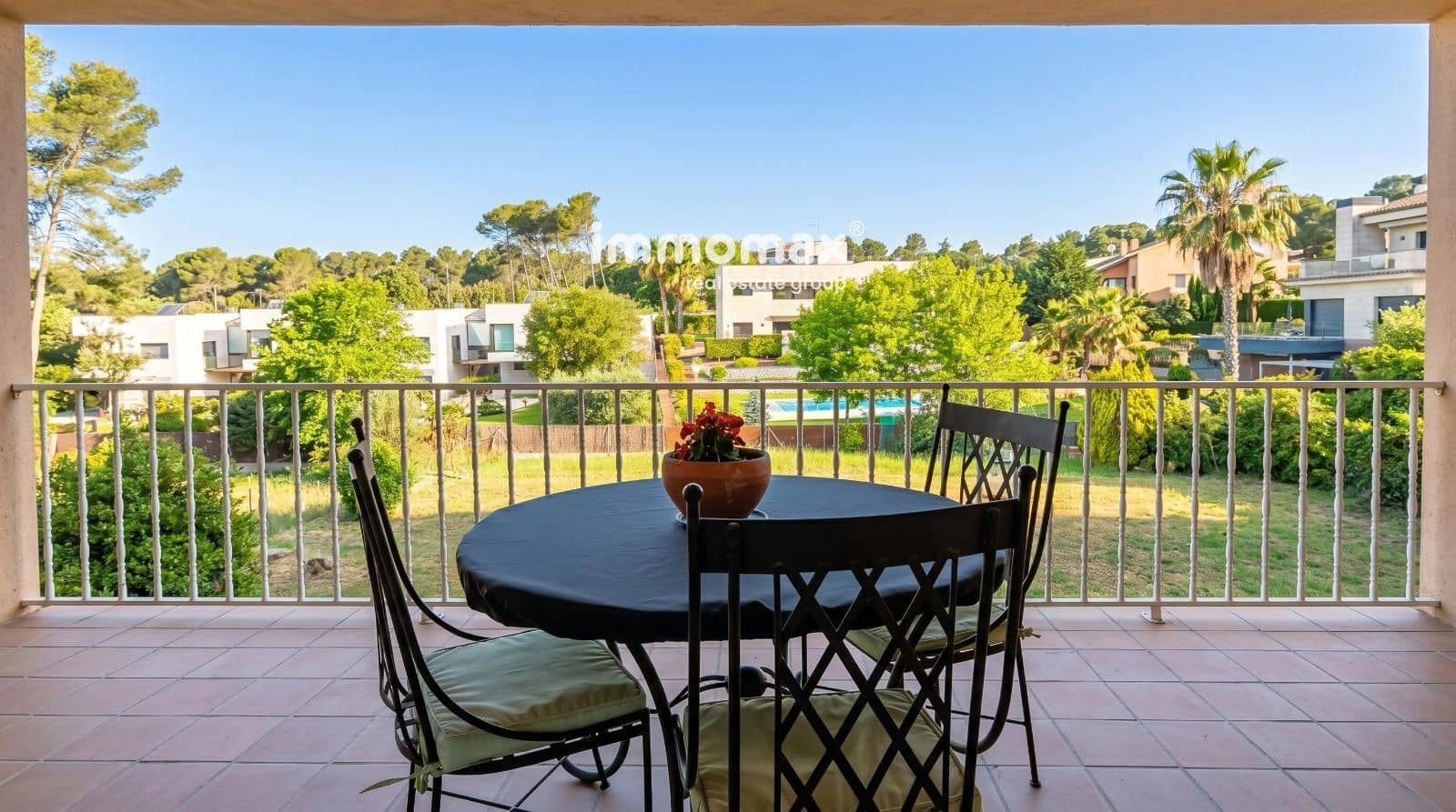 4 bedroom Villa for sale in Sabadell with garage - € 800,000 (Ref: 9919332)