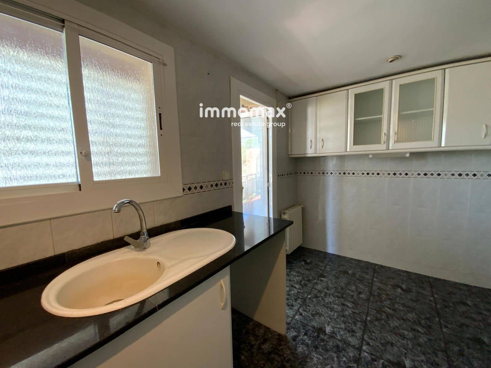 2 slaapkamer Flat te koop in Castelldefels met zwembad garage - € 415.000 (Ref: 9921177)