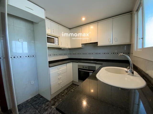 2 slaapkamer Flat te koop in Castelldefels met zwembad garage - € 415.000 (Ref: 9921177)
