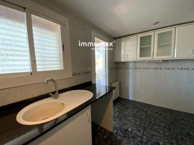 2 slaapkamer Flat te koop in Castelldefels met zwembad garage - € 415.000 (Ref: 9921177)