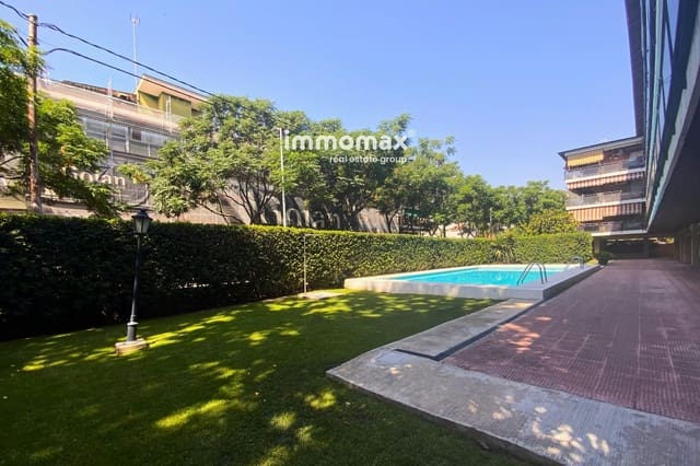 2 slaapkamer Flat te koop in Castelldefels met zwembad garage - € 415.000 (Ref: 9921177)