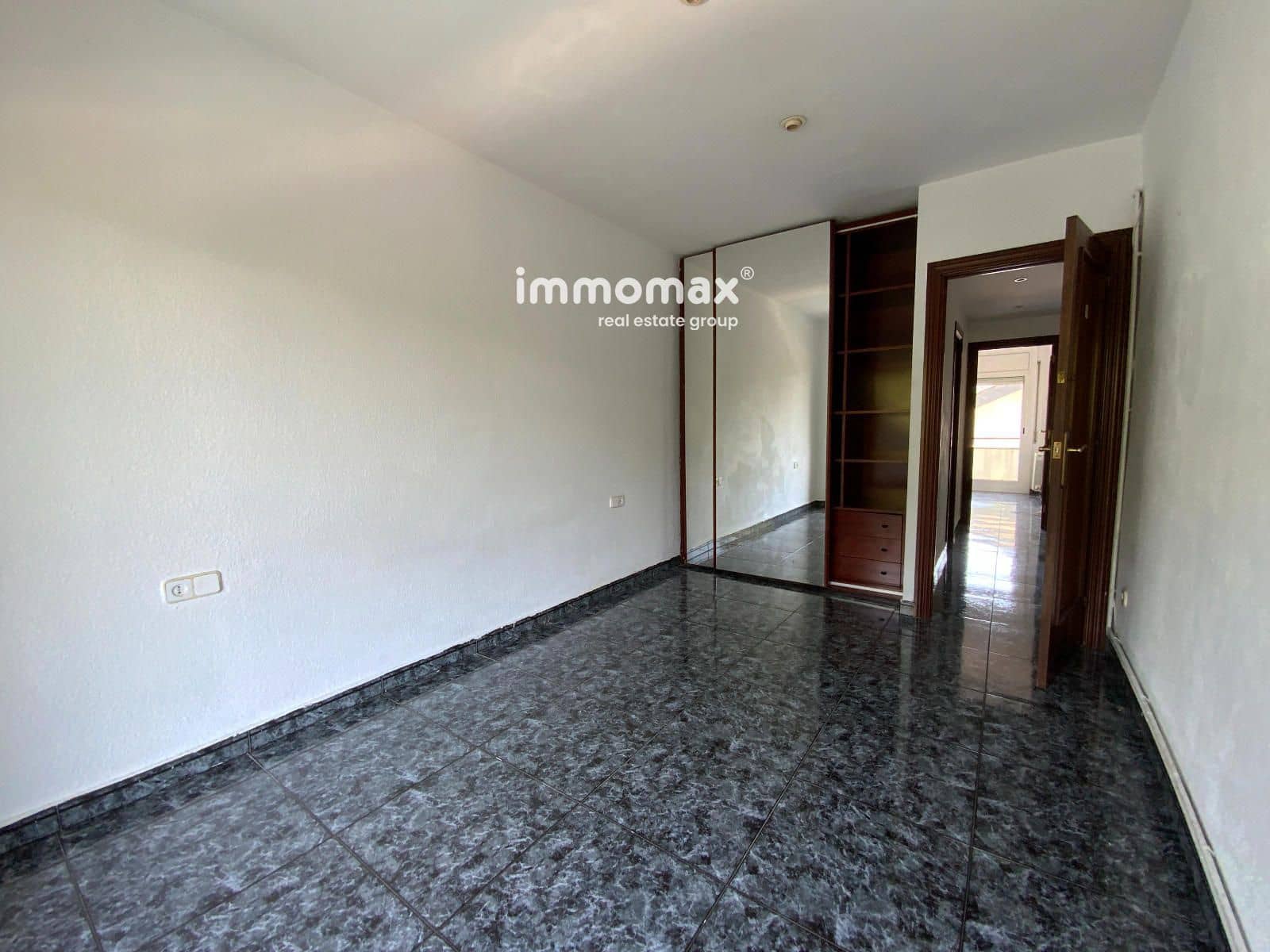2 slaapkamer Flat te koop in Castelldefels met zwembad garage - € 415.000 (Ref: 9921177)