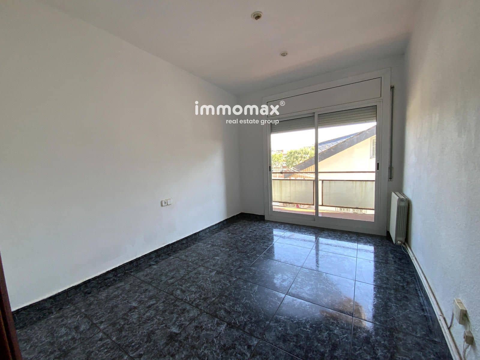 2 slaapkamer Flat te koop in Castelldefels met zwembad garage - € 415.000 (Ref: 9921177)