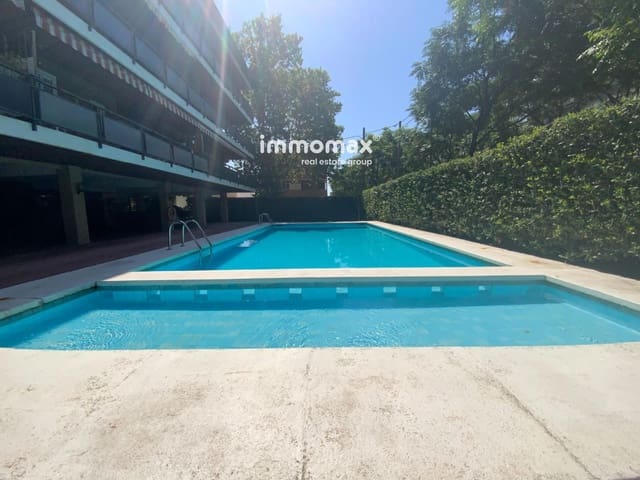 2 slaapkamer Flat te koop in Castelldefels met zwembad garage - € 415.000 (Ref: 9921177)