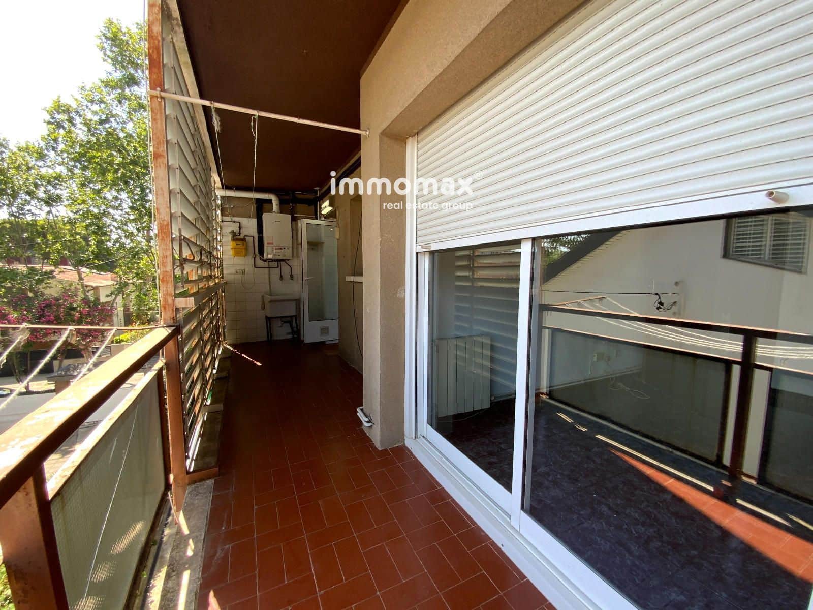 2 slaapkamer Flat te koop in Castelldefels met zwembad garage - € 415.000 (Ref: 9921177)