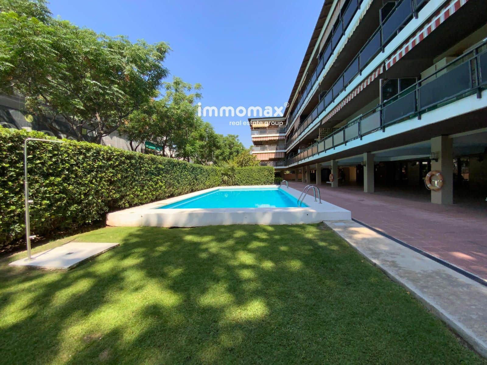 2 slaapkamer Flat te koop in Castelldefels met zwembad garage - € 415.000 (Ref: 9921177)