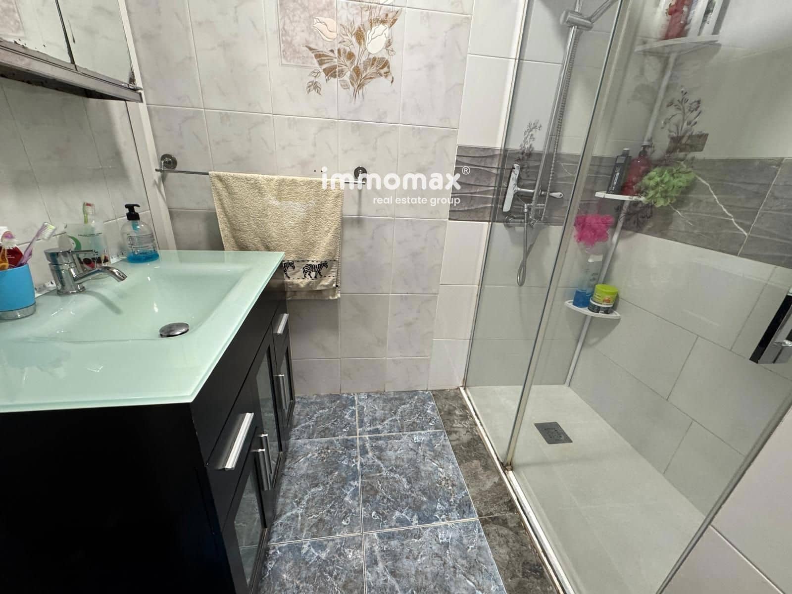 Flat for sale in Sant Boi de Llobregat - € 169,500 (Ref: 9928544)