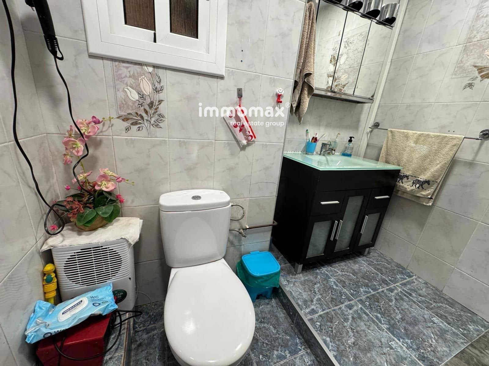 Flat for sale in Sant Boi de Llobregat - € 169,500 (Ref: 9928544)