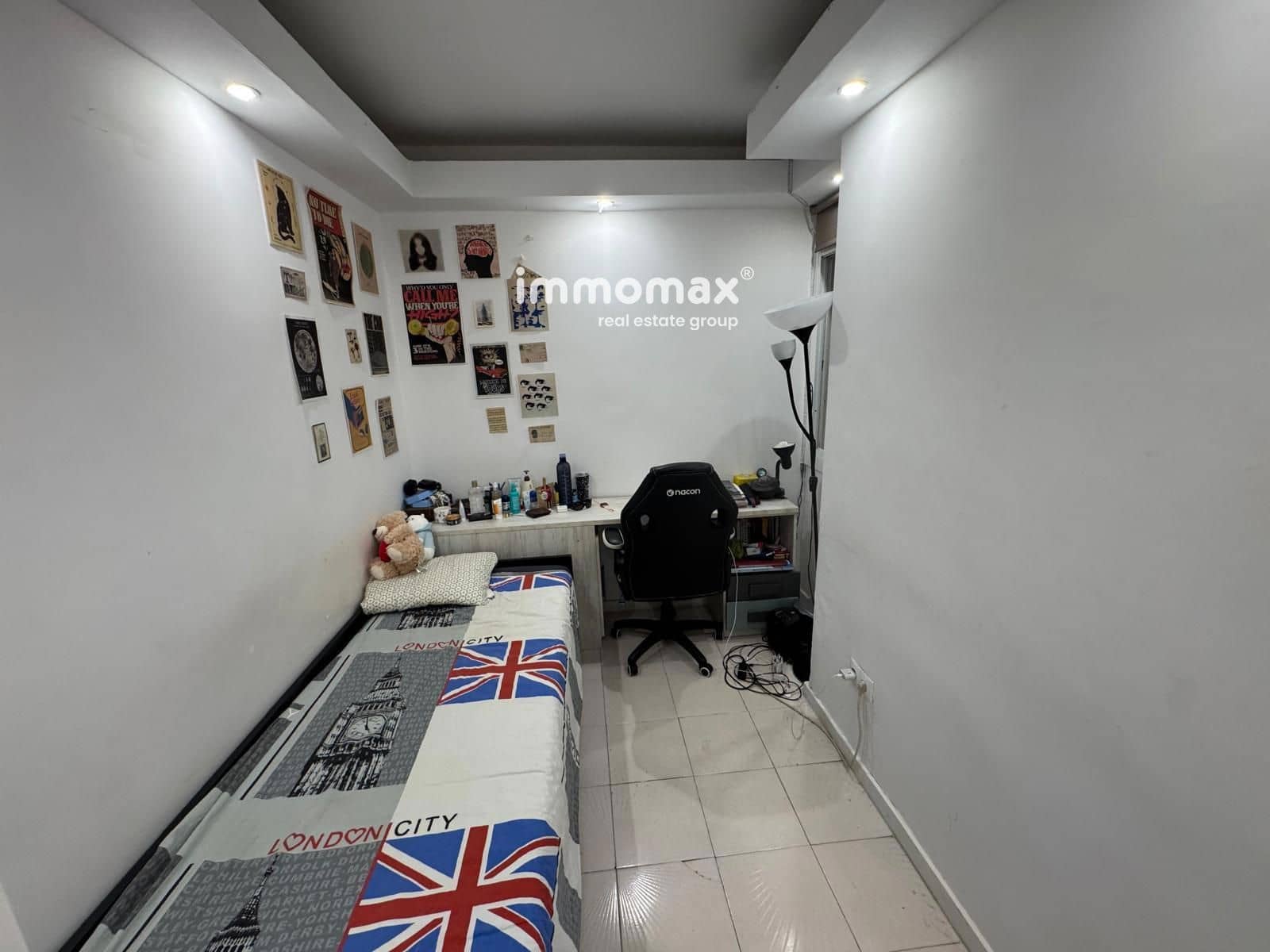 Flat for sale in Sant Boi de Llobregat - € 169,500 (Ref: 9928544)