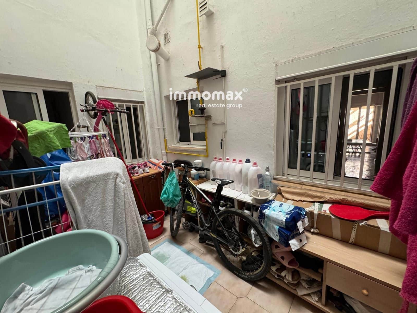 Flat for sale in Sant Boi de Llobregat - € 169,500 (Ref: 9928544)