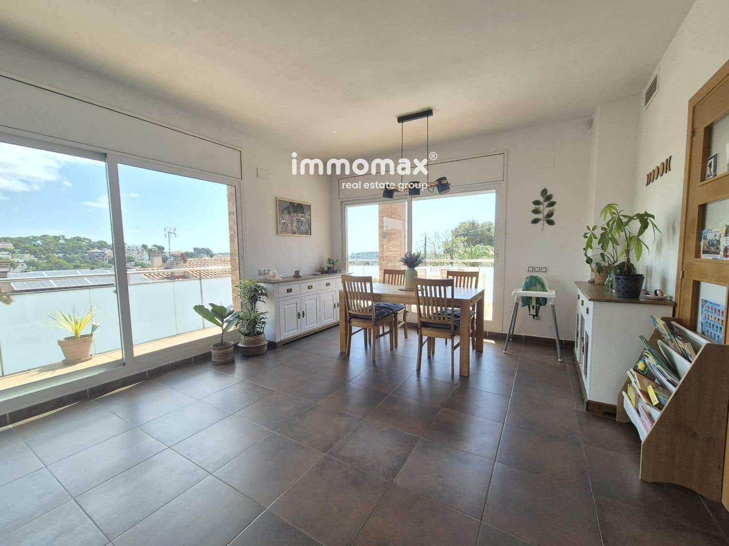 4 soveværelse Villa til salg i Cubelles med swimmingpool garage - € 399.990 (Ref: 9934995)