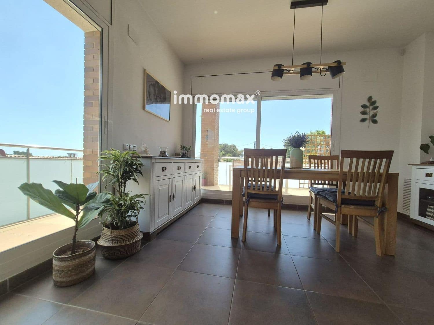 4 soveværelse Villa til salg i Cubelles med swimmingpool garage - € 399.990 (Ref: 9934995)
