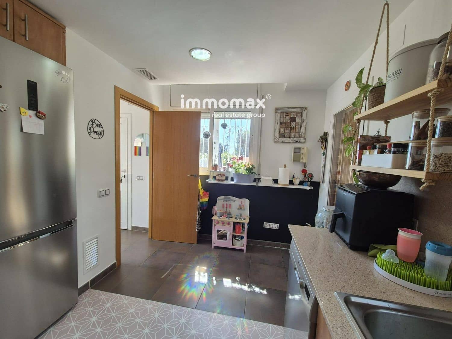 4 soveværelse Villa til salg i Cubelles med swimmingpool garage - € 399.990 (Ref: 9934995)