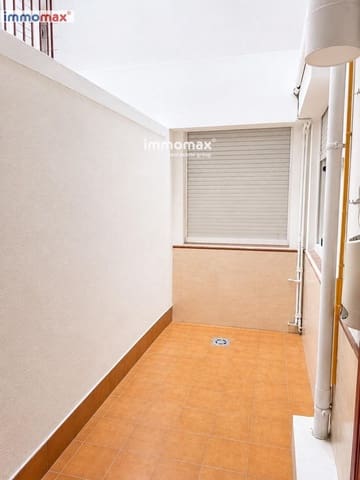 4 soveværelse Lejlighed til salg i Cornellà de Llobregat - € 359.500 (Ref: 9934996)