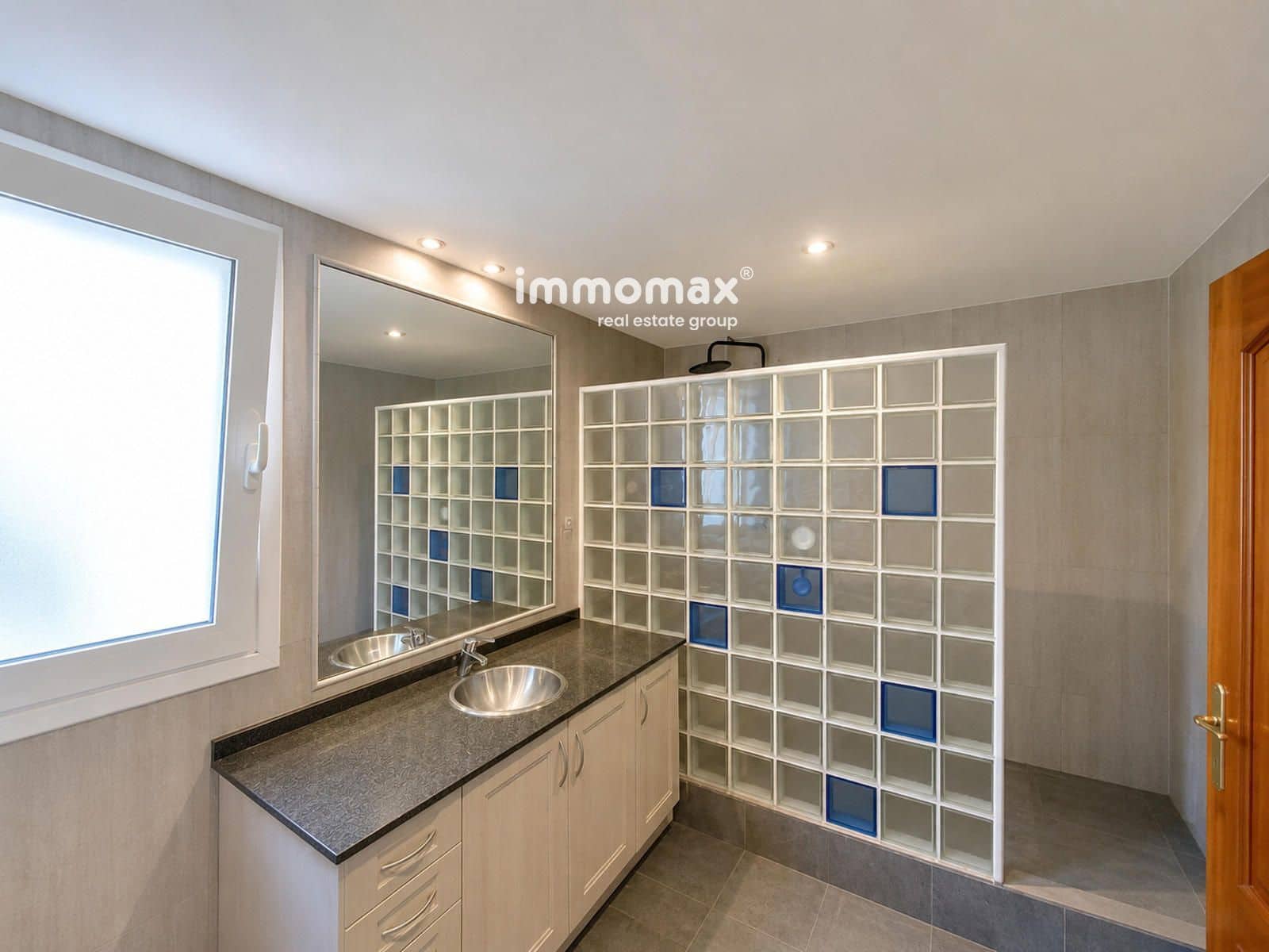 6 soverom Villa til salgs i Cubelles med svømmebasseng garasje - € 599 000 (Ref: 9938907)