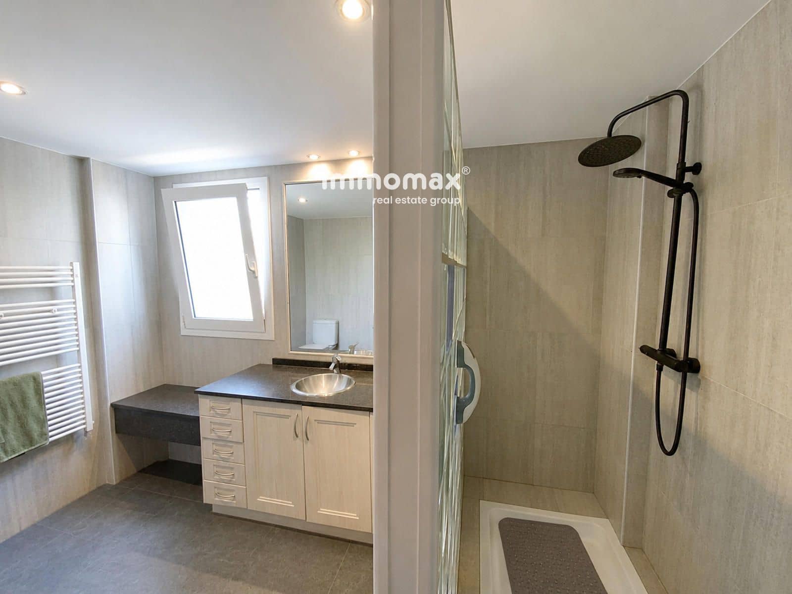 6 soverom Villa til salgs i Cubelles med svømmebasseng garasje - € 599 000 (Ref: 9938907)