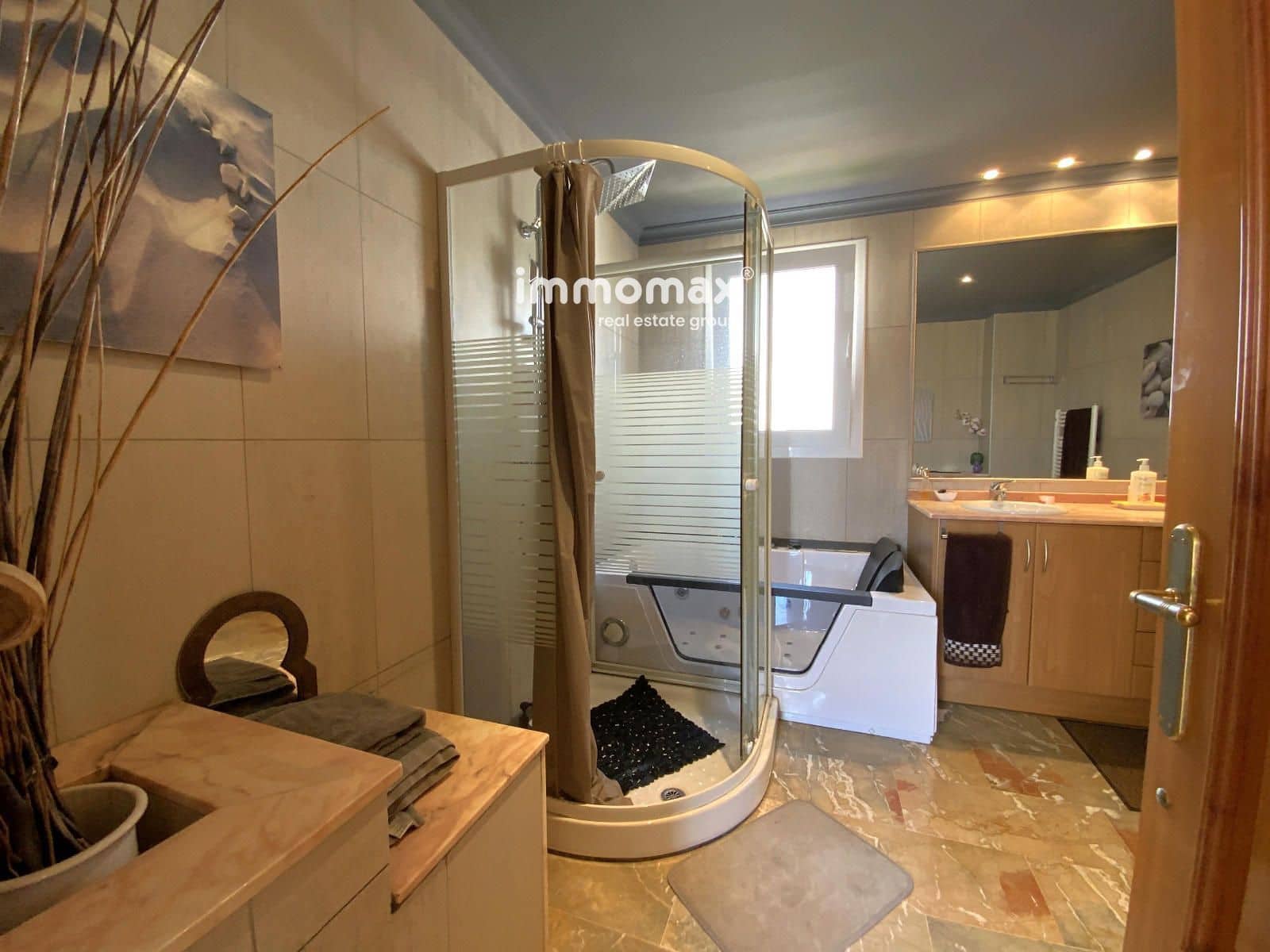6 soverom Villa til salgs i Cubelles med svømmebasseng garasje - € 599 000 (Ref: 9938907)