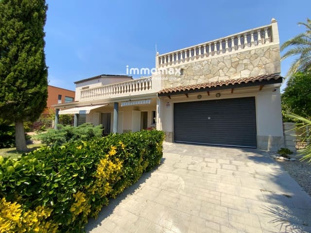 6 soveværelse Villa til salg i Cubelles med swimmingpool garage - € 599.000 (Ref: 9938907)