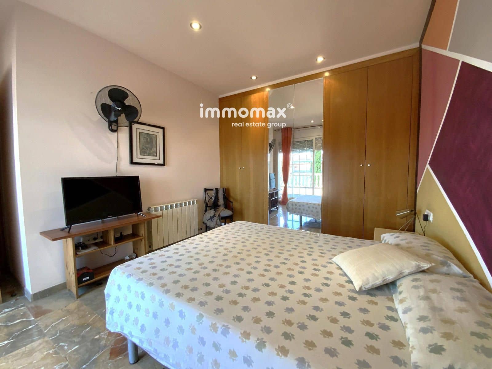 6 bedroom Villa for sale in Cubelles with pool garage - € 599,000 (Ref: 9938907)