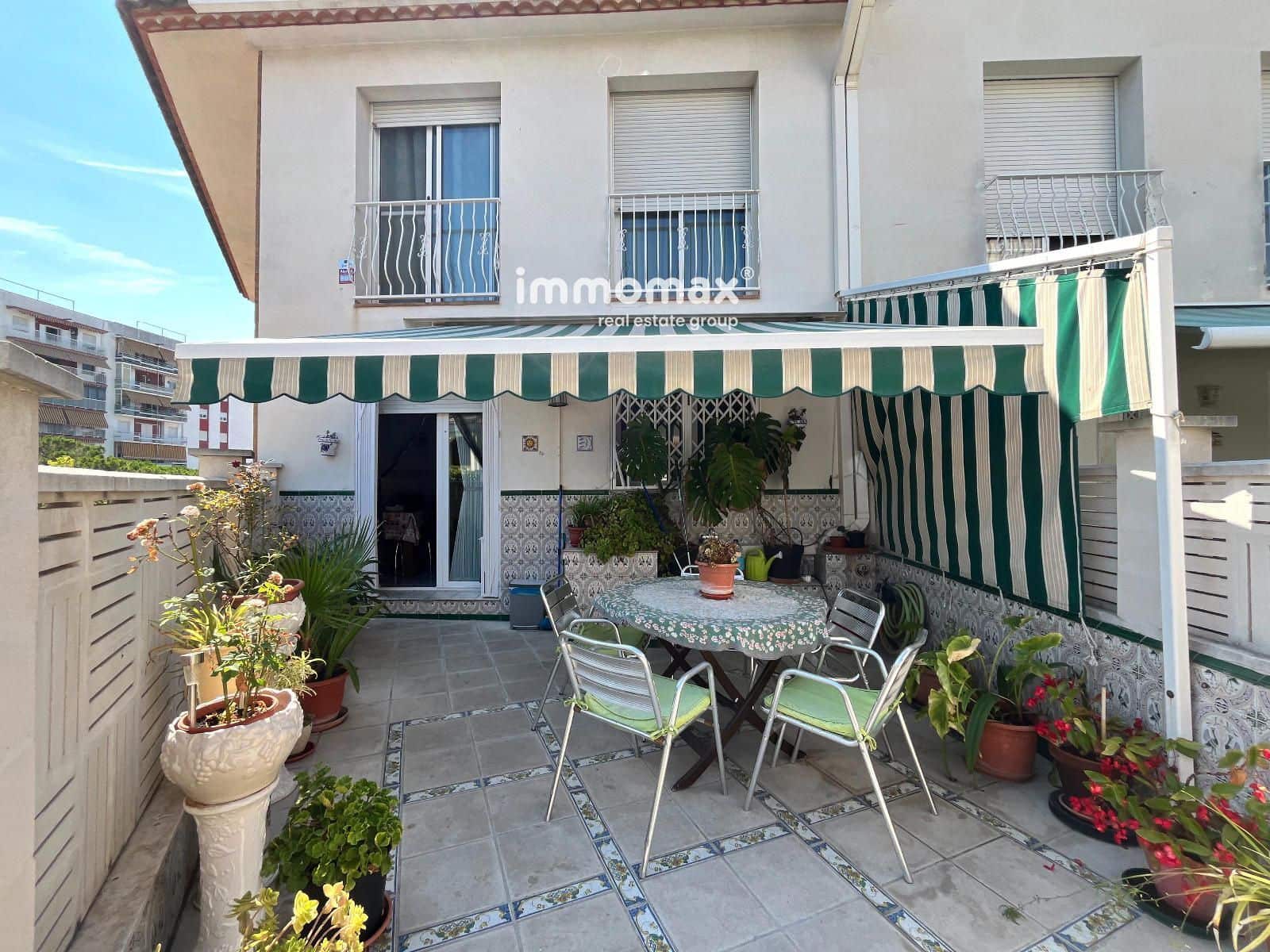 5 soveværelse Byhus til salg i Vilanova i la Geltru med garage - € 520.000 (Ref: 9941273)