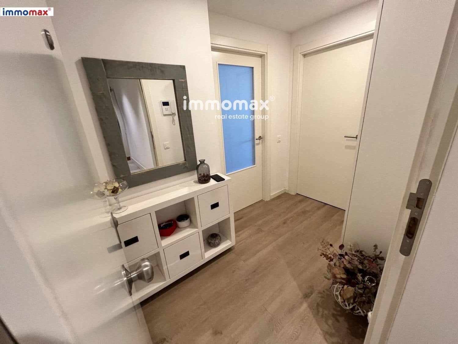 3 soveværelse Lejlighed til salg i Sant Boi de Llobregat med garage - € 442.500 (Ref: 9944448)