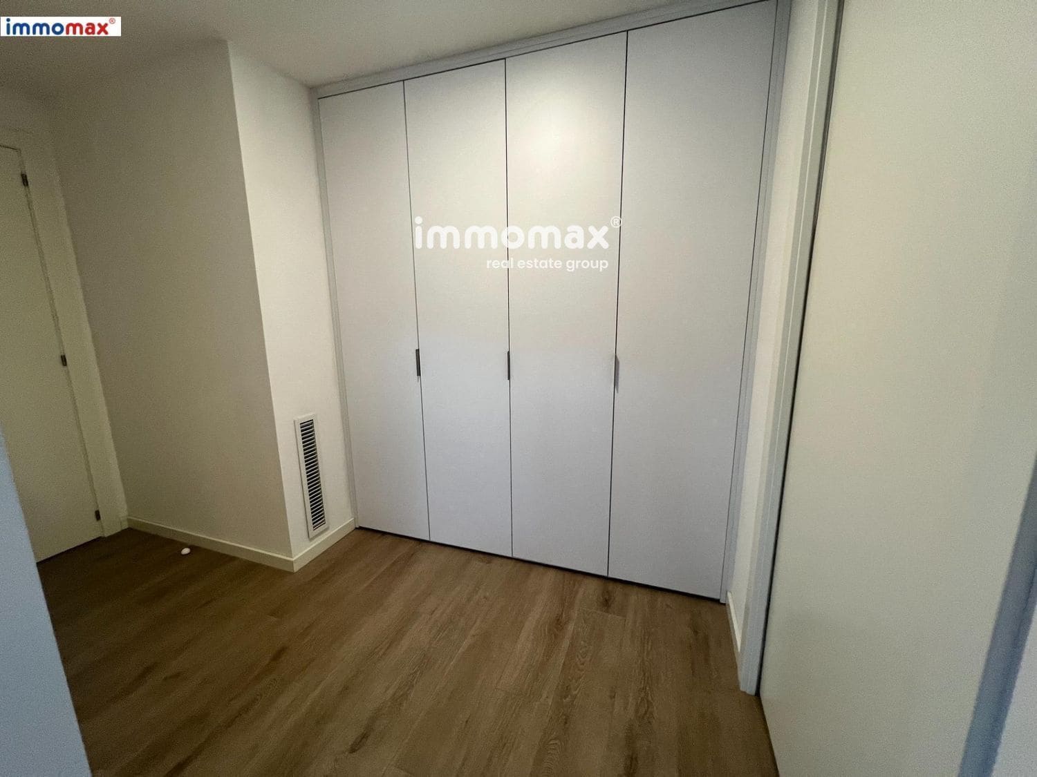 3 soveværelse Lejlighed til salg i Sant Boi de Llobregat med garage - € 442.500 (Ref: 9944448)