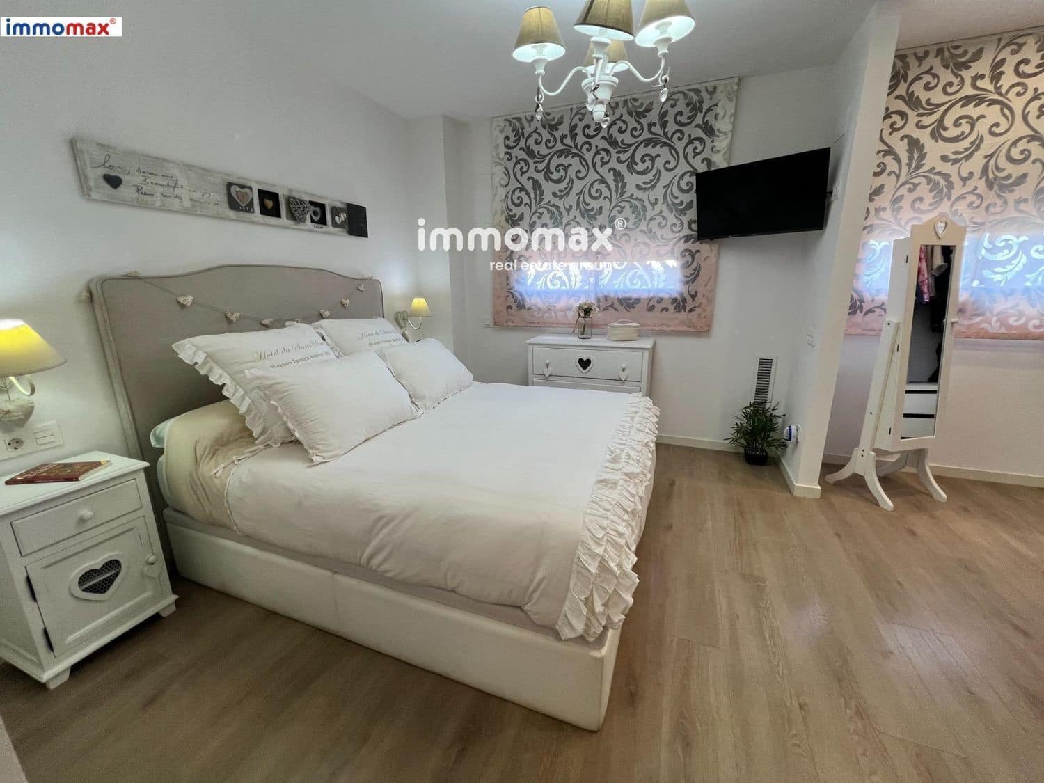3 soveværelse Lejlighed til salg i Sant Boi de Llobregat med garage - € 442.500 (Ref: 9944448)
