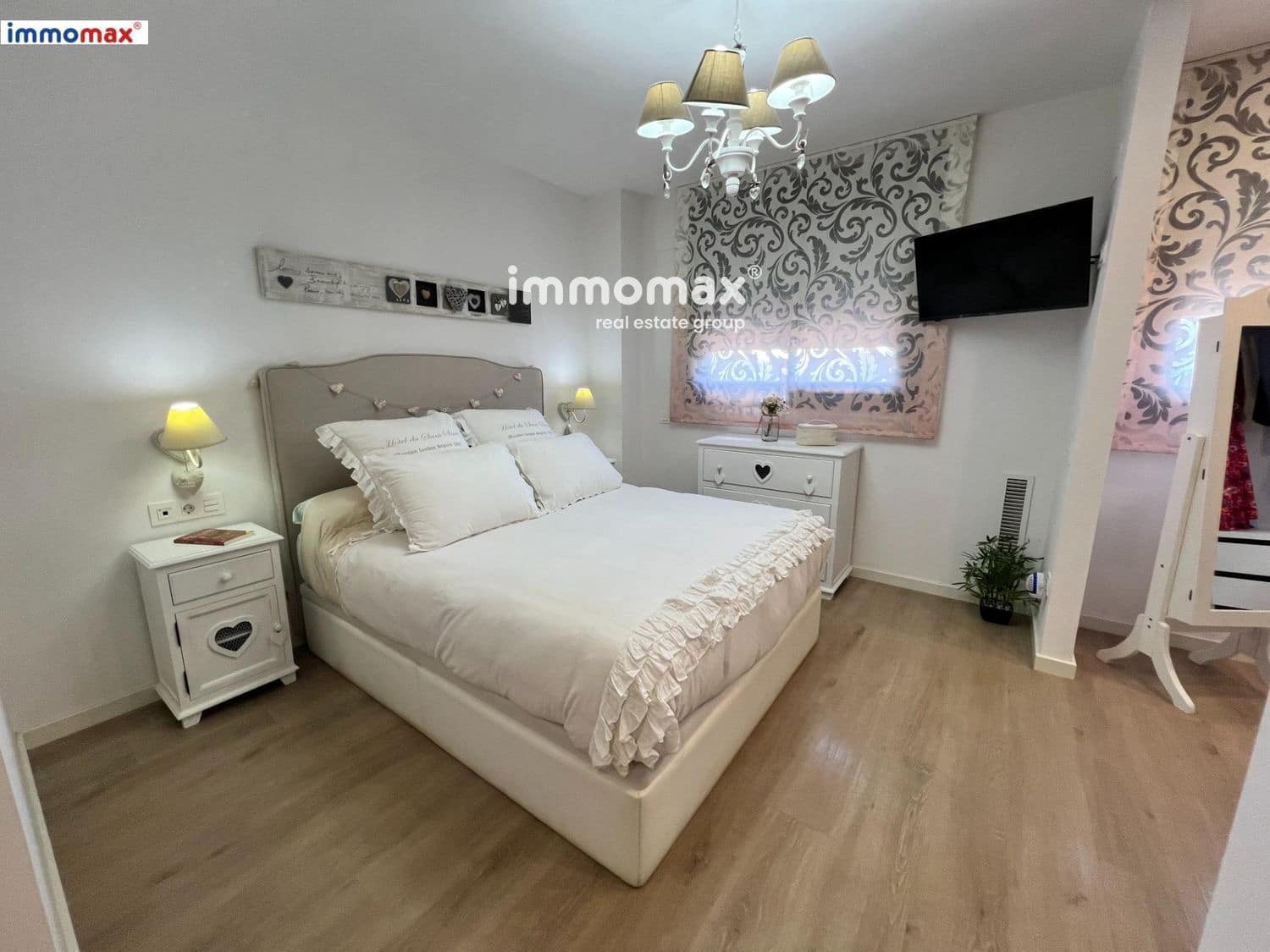 3 soveværelse Lejlighed til salg i Sant Boi de Llobregat med garage - € 442.500 (Ref: 9944448)