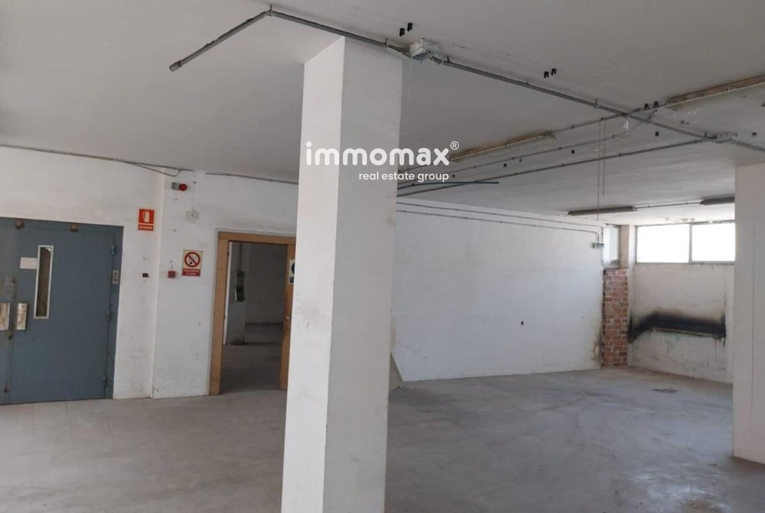 Commerciale da affittare in Granollers con garage - 5.000 € (Rif: 9950342)
