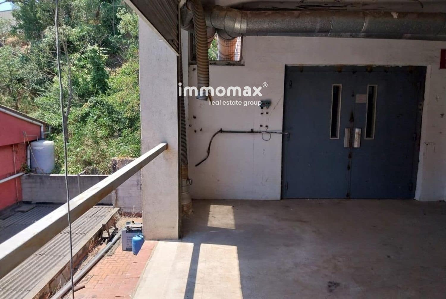 Commerciale da affittare in Granollers con garage - 5.000 € (Rif: 9950342)