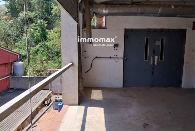 Commerciale da affittare in Granollers con garage - 5.000 € (Rif: 9950342)