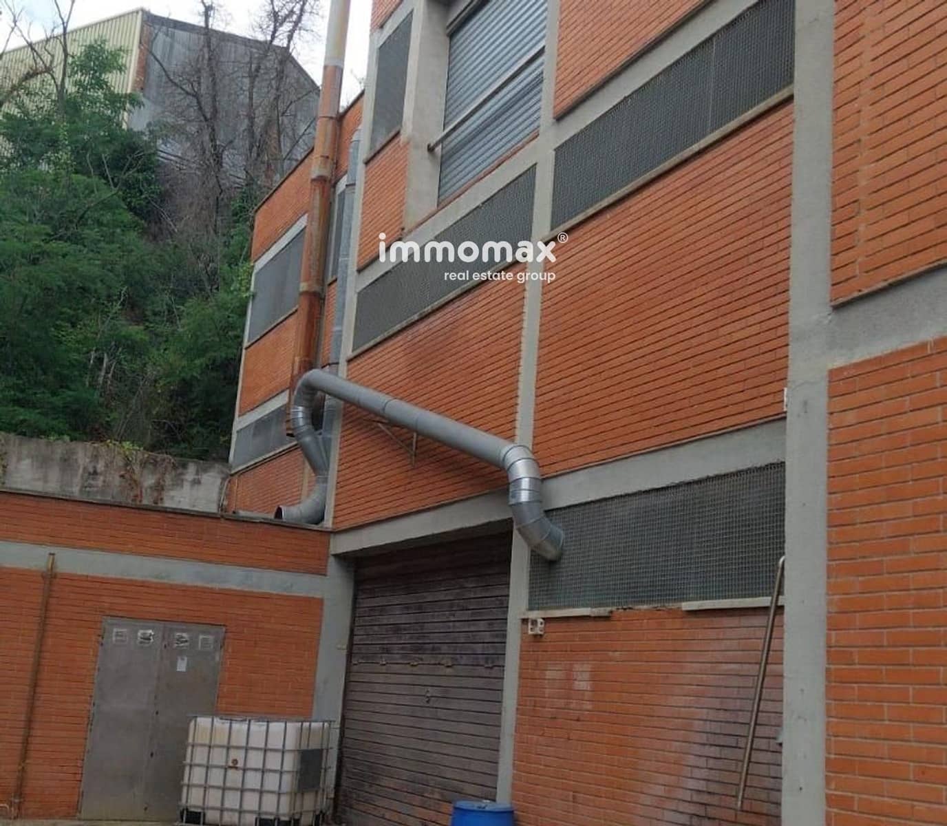 Commerciale da affittare in Granollers con garage - 5.000 € (Rif: 9950342)