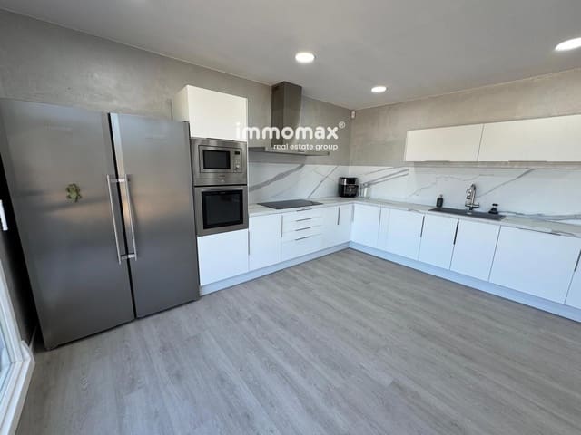 3 soveværelse Villa til salg i Vallirana med garage - € 452.000 (Ref: 9950343)